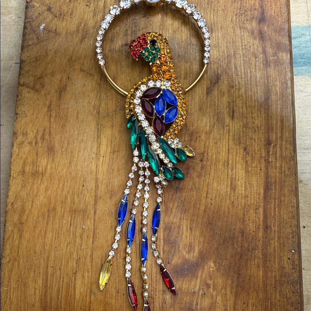 $35 Rare Parrot Pendant Call Out Is Missing Rhinestones And Back Brooch Gone